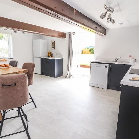 Hill Farm Villa Nantwich Luaran gambar