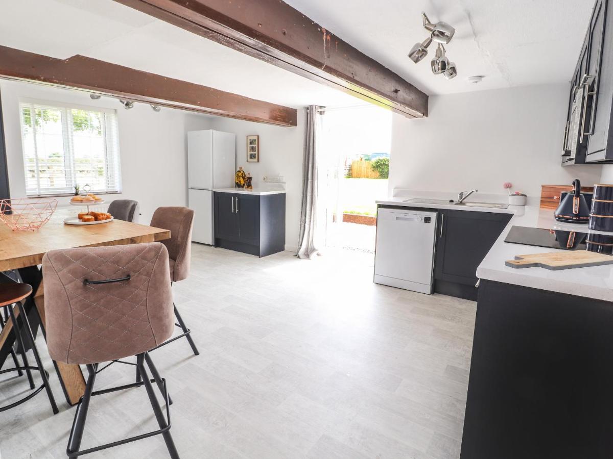 Hill Farm Villa Nantwich Luaran gambar